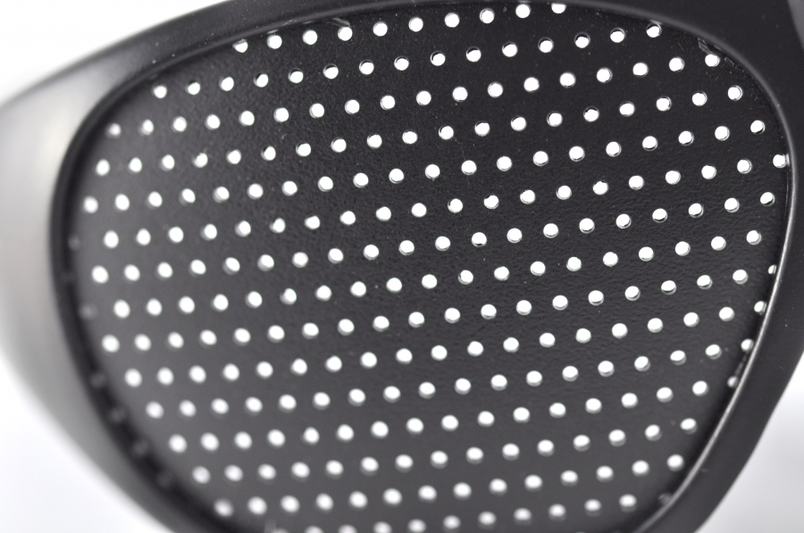 Gafas estenopeicas 415-JGG, gafas reticulares, rejilla de superficie  completa con agujeros redondos, negras, incl. accesorios